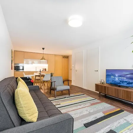 Guestready - Square Painted Ceuta * Porto